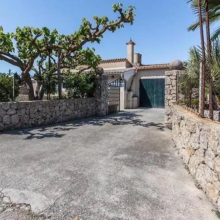 Casa vacanze Catalina Petit By Renthousing *